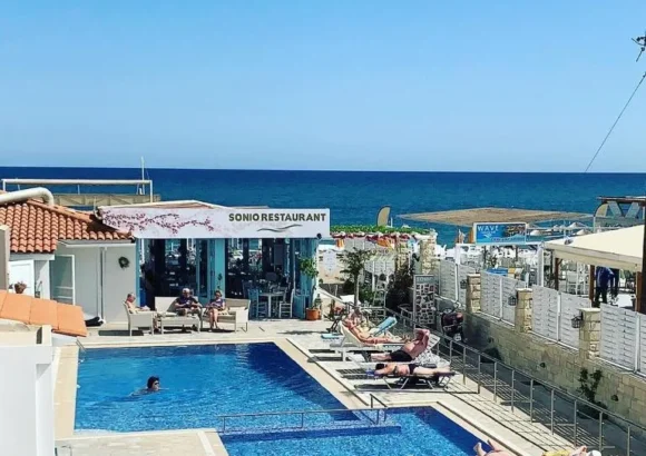 SONIO – ΣΜΥΡΛΑΚΗΣ ΕΥΣΤΑΘΙΟΣ – ΞΕΝΟΔΟΧΕΙΟ – ΠΛΑΤΑΝΙΑΣ ΧΑΝΙΩΝ