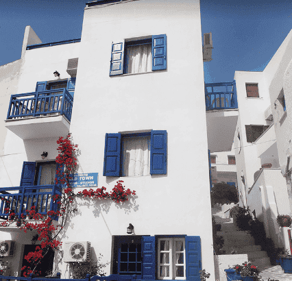 ΣΑΒΒΑΣ ΣΑΒΒΑΣ – OLD TOWN PENSION – ΞΕΝΟΔΟΧΕΙΟ ΕΝΟΙΚΙΑΖΟΜΕΝΑ ΔΩΜΑΤΙΑ ΝΑΞΟΣ ΚΥΚΛΑΔΕΣ