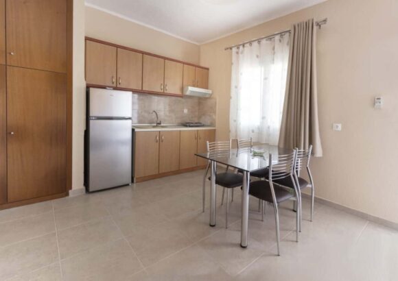 ΚΙΤΣΟΣ ΝΙΚΟΛΑΟΣ – MARIA ROOMS – ΕΝΟΙΚΙΑΖΟΜΕΝΑ ΔΙΑΜΕΡΙΣΜΑΤΑ – ΠΟΛΥΧΡΟΝΟ ΧΑΛΚΙΔΙΚΗΣ