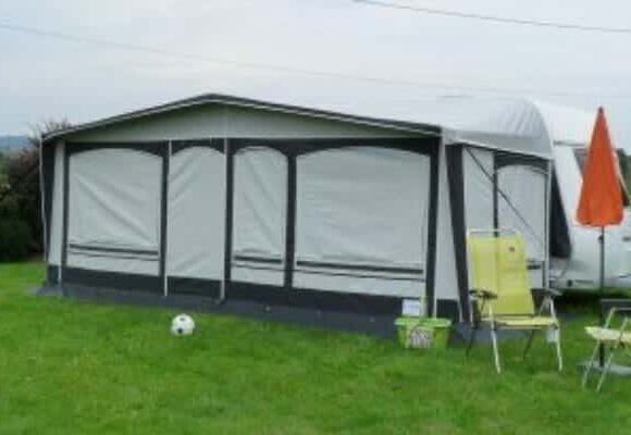 ΣΠΥΡΟΠΟΥΛΟΣ ΘΕΟΔΩΡΟΣ – CARAVAN – ΤΡΟΧΟΣΠΙΤΑ ΜΕΤΑΦΟΡΕΣ – ΑΜΑΛΙΑΔΑ ΗΛΕΙΑΣ