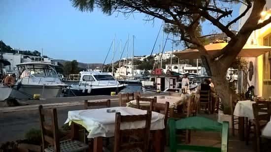 ΜΕΖΕΔΟΠΩΛΕΙΟ ΙΟΣ “THE OCTUPUS TREE”-ΚΑΡΡΑ ΕΛΙΣΑΒΕΤ