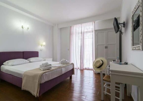MALION ROOMS ΕΝΟΙΚΙΑΖΟΜΕΝΑ ΔΩΜΑΤΙΑ ΜΗΛΟΣ ΝΙΝΟΣ ΕΜΜΑΝΟΥΗΛ