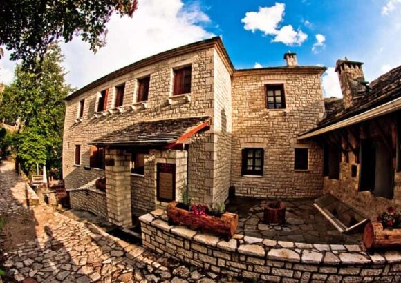 ARHONTIKO VOGIAROU-ΕΝΟΙΚΙΑΖΟΜΕΝΑ ΔΩΜΑΤΙΑ ΤΖΟΥΜΕΡΚΑ ΙΩΑΝΝΙΝΩΝ-ΡΟΥΜΠΟΥ ΕΛΕΝΗ