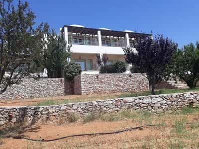 CHOROKAMPOS-ΞΕΝΟΔΟΧΕΙΟ ΚΥΘΗΡΑ-ΦΡΙΛΙΓΚΟΣ ΛΑΜΠΡΟΣ