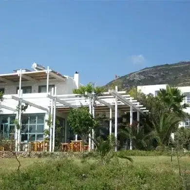 Ξενοδοχείο Φαλάσαρνα Χανίων Plakures Πλακούρες Α.Ε.