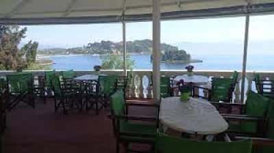 ΦΑΓΟΓΕΝΗ ΙΩΑΝΝΑ – AVRA – ΕΣΤΙΑΤΟΡΙΟ ΕΛΛΗΝΙΚΗ ΚΟΥΖΙΝΑ – ΠΕΡΑΜΑ ΠΕΤΑΛΕΙΑΣ ΚΕΡΚΥΡΑΣ