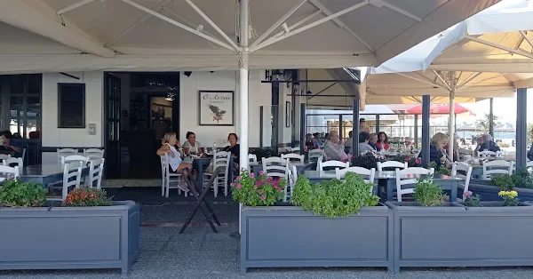 ΜΕΖΕΔΟΠΩΛΕΙΟ – ΟΥΖΕΡΙ – ΤΣΙΠΟΥΡΑΔΙΚΟ | Ο ΑΕΤΟΣ